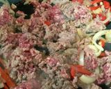 Foto del paso 1 de la receta: Revuelto de papas y carne