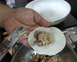 A picture of step 2 of KaZ_spicy guotie jiaozi（Chinese dumpling）.