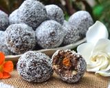 Foto del paso 5 de la receta: Trufas expres rellenas con dulce de leche💘