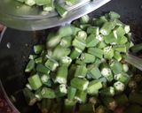 भिंडी प्याज़ वाली (bhindi pyaz wali) in recipe Hindi ) रेसिपी चरण 5 फोटो