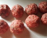 A picture of step 1 of Garlic Parmesan Burgers.