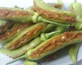 A picture of step 1 of Kanya's Green Chili on The Grills.