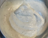 Foto del paso 3 de la receta: Salsa César o de yogur fit