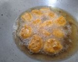 A picture of step 3 of Sweet Fritters gulgule.
