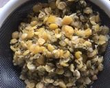 A picture of step 3 of Chana daal raita (split gram peas).