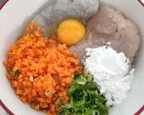 Foto langkah ke 1 dari resep Steam Kol Gulung Isi Ayam Udang.