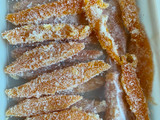 Cascaritas de naranja escarchadas