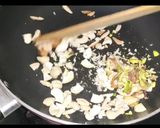 A picture of step 2 of Sevaiyan kheer.