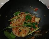 Foto langkah ke 4 dari resep Steamboat Suki KuahTomyam.