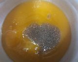 A picture of step 4 of Pineapple crushed chia seeds drink.