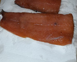 Foto del paso 3 de la receta: Salmón ahumado
