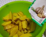 Foto langkah ke 2 dari resep Wedges/ kentang goreng.