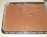 A picture of step 5 of Fluffy Chocolate Roll Cake.