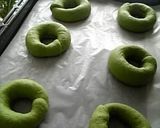A picture of step 6 of Fluffy & Chewy Soft Spinach Bagels.