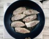A picture of step 4 of Horse Mackerel Kabayaki on Rice Packed with Umami Taste of Shiitake Powder.