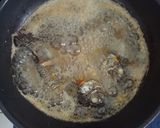 Foto langkah ke 3 dari resep Ikan Goreng Bumbu Kuning.