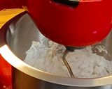 Foto langkah ke 2 dari resep Donut mochi viral!.