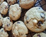 A picture of step 4 of Cranberry White Chocolate Chip Cookies.
