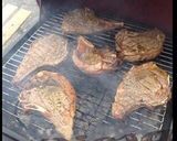Foto del paso 4 de la receta: Chuleta de cerdo asada a la parrilla