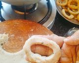A picture of step 2 of Garlic potato rings and Garlic tomato chutney.