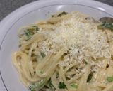 Foto langkah ke 6 dari resep Spaghetti Aglio olio ft Carbonara plus sayur mudah.