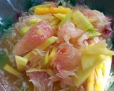 Foto langkah ke 3 dari resep Rujak Jeruk Mangga.