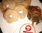 A picture of step 5 of Gurasa (Chapati.