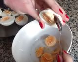 A picture of step 3 of Stuffed eggs.