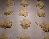 A picture of step 5 of Lime and Gin Macaroons.