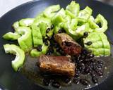 Bitter Gourd With Black Bean Mackerel recipe step 2 photo