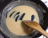 A picture of step 4 of Homemade Hamburger Steaks Simmered in Demi-glace Sauce.