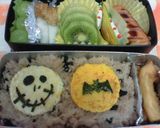 A picture of step 6 of The Nightmare Before Christmas Halloween-Themed Charaben.