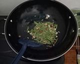 Foto langkah ke 3 dari resep Tumis kangkung.