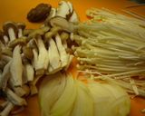 A picture of step 1 of Foil Cooked Scallops and Mushrooms.