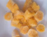 A picture of step 2 of Banana smoothie.