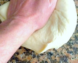 Foto del paso 5 de la receta: Bollitos tiernos de leche salados con Aceite de sésamo