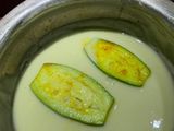 পটল পকোড়া (potol pakora recipe in Bengali)