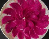 A picture of step 1 of Red dragon fruit milkshake.