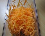 A picture of step 1 of Quick Carrot and Apple Salad.