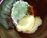 A picture of step 2 of Lemongrass Tea.