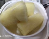 A picture of step 2 of Steam tapioca roots.