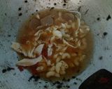 Foto langkah ke 4 dari resep Seblak Makaroni.