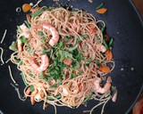 Foto del paso 4 de la receta: Fideos con camarones