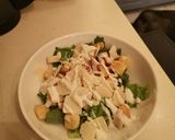 Une image de l'étape 3 de Salade Caesar améliorée au chèvre chaud.