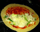 A picture of step 4 of Pizza paratha.