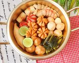 Foto langkah ke 13 dari resep Steamboat Tom Yum.