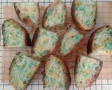 Foto langkah ke 21 dari resep Blue-Orange Sprinkles Sourdough Bread.