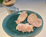 Foto del paso 3 de la receta: Pechugas de pavo empanadas en freidora de aire (2 versiones)
