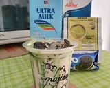 Foto langkah ke 5 dari resep Es Rose Matcha Oreo.