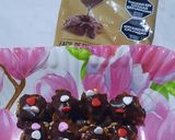 Foto del paso 3 de la receta: Nueces con dulce de leche y chocolate